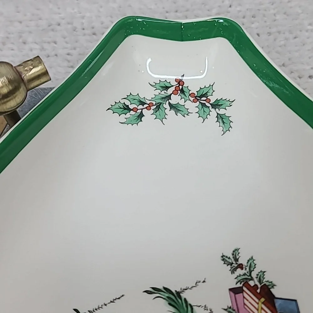 Spode Christmas Tree Classic Vintage Collectible Ceramic Triangular Serving Dish